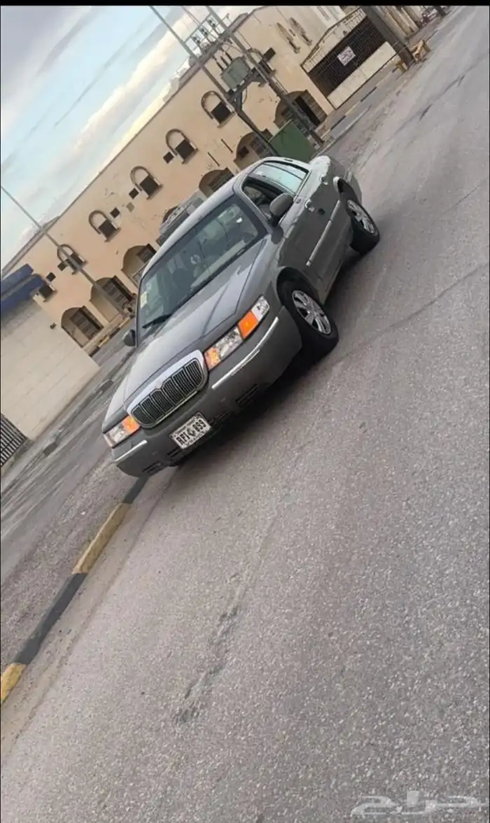 فورد 8
