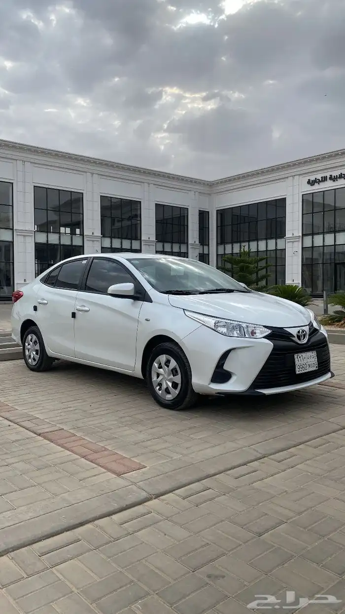 يارس 2021 ابيض وكاله 0