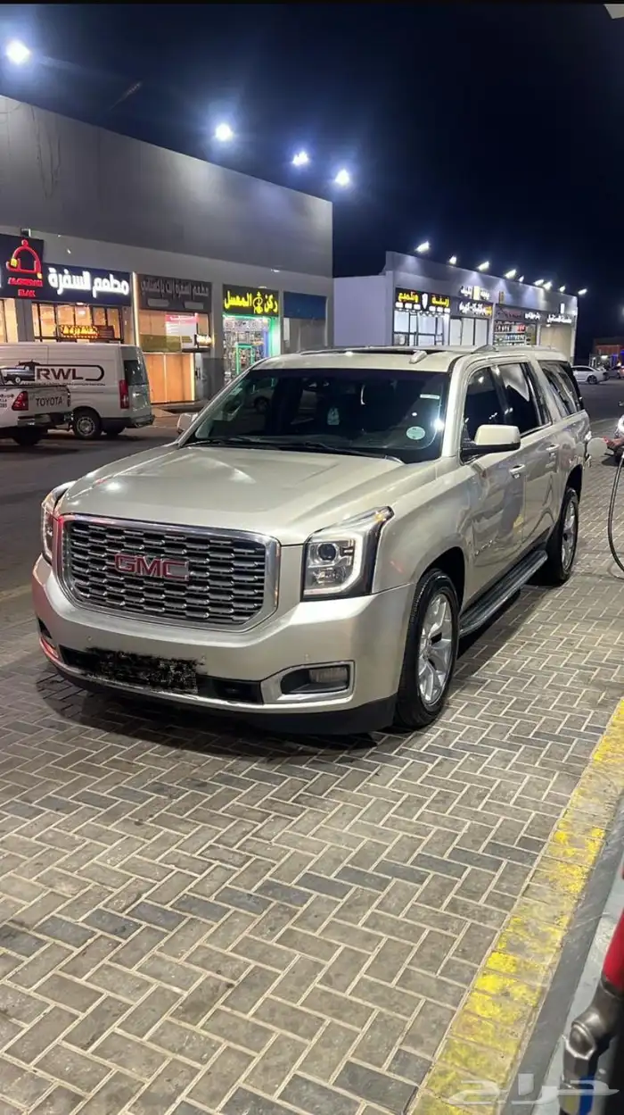 GMC YUKON XL   Full option 0