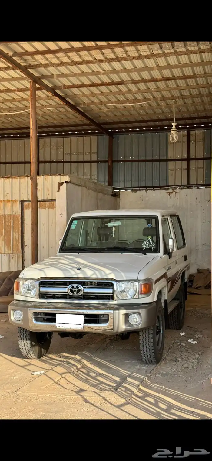 جيب ربع 2010 ابيض 1
