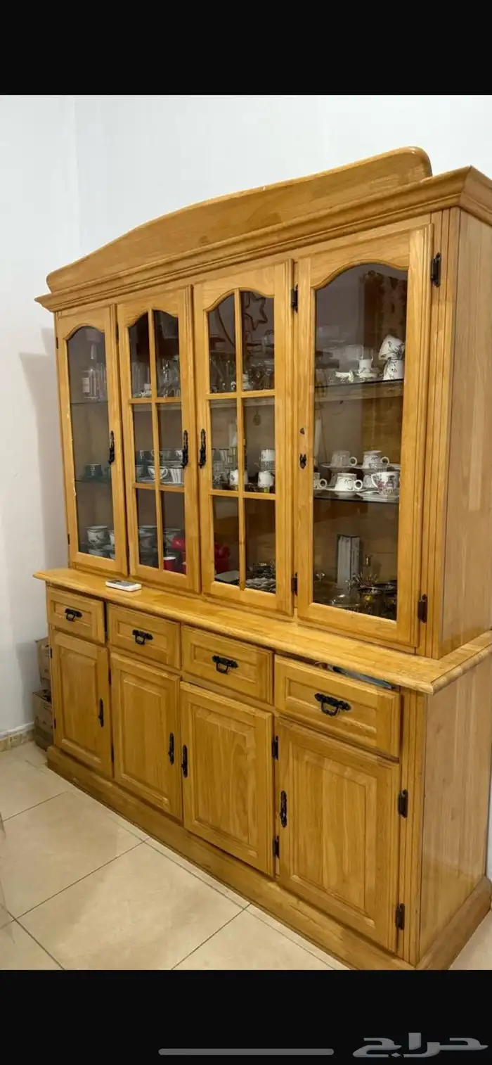 بوفيه عرض زجاج حاله ممتازه 1