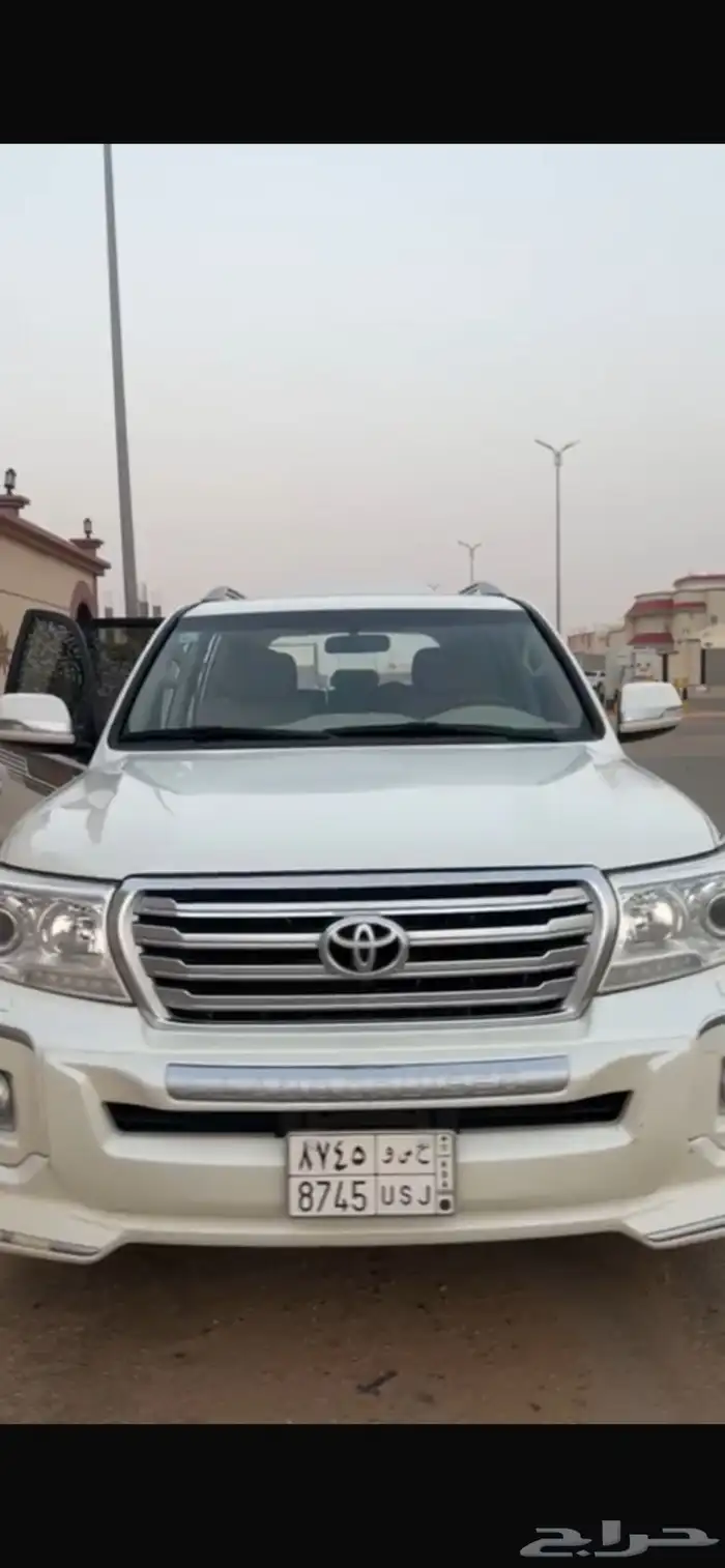 للبيع جيب GXR3 بريمي فل كامل قمة النظافهV8 0