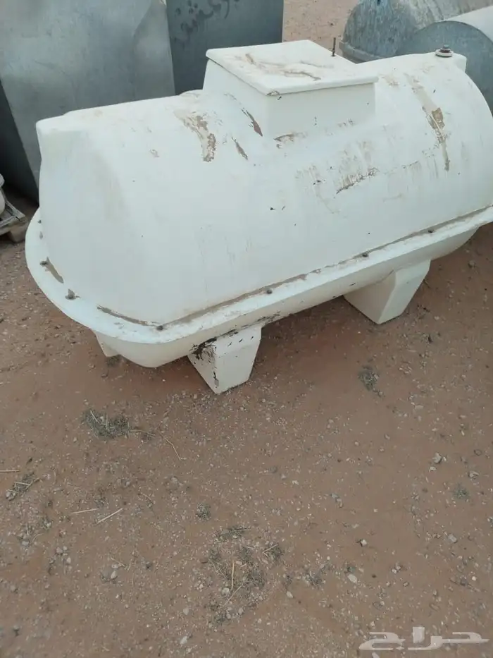 خزانات مويه مستعمله وجديده مختلفة السعات 1