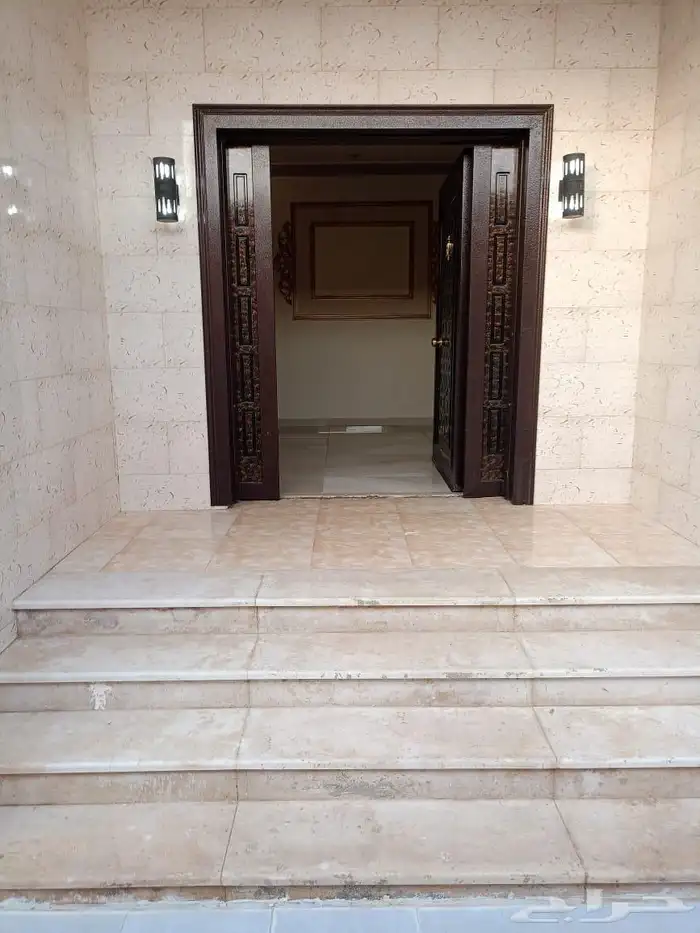 فرصة لاتتكرر فيلا بمكة للبيع 2