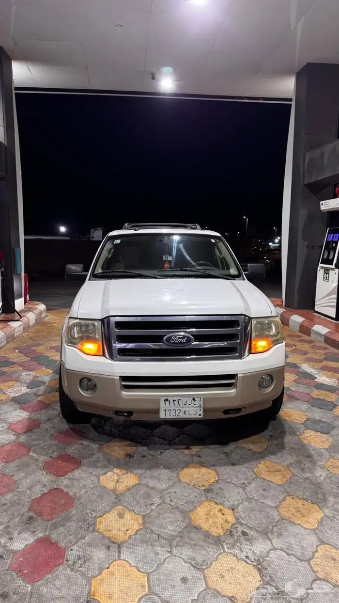 للبيع فورد اكسبيدشن 2010 فل كامل اول مالك كل شي وكاله 0