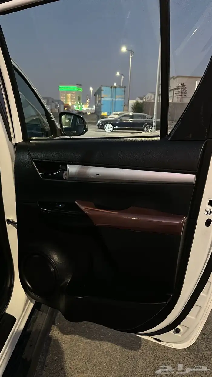 هايلوكس ديزل 2023 فل كامل وكالة 14