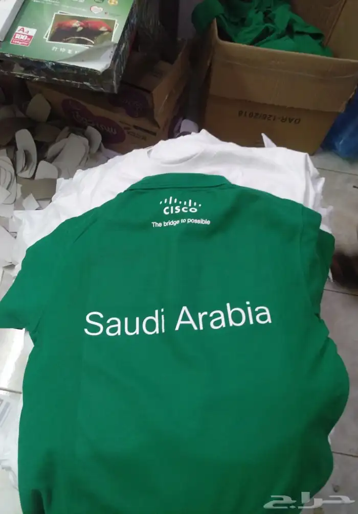 استيكرات وبنرات مشاريع كبيره مواجدين على مدار الساعه 50