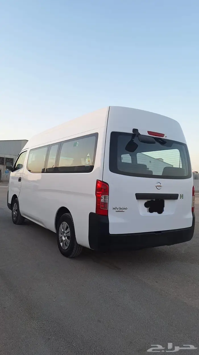للبيع باص نيسان ركاب 2020 ديزل نظيف 2