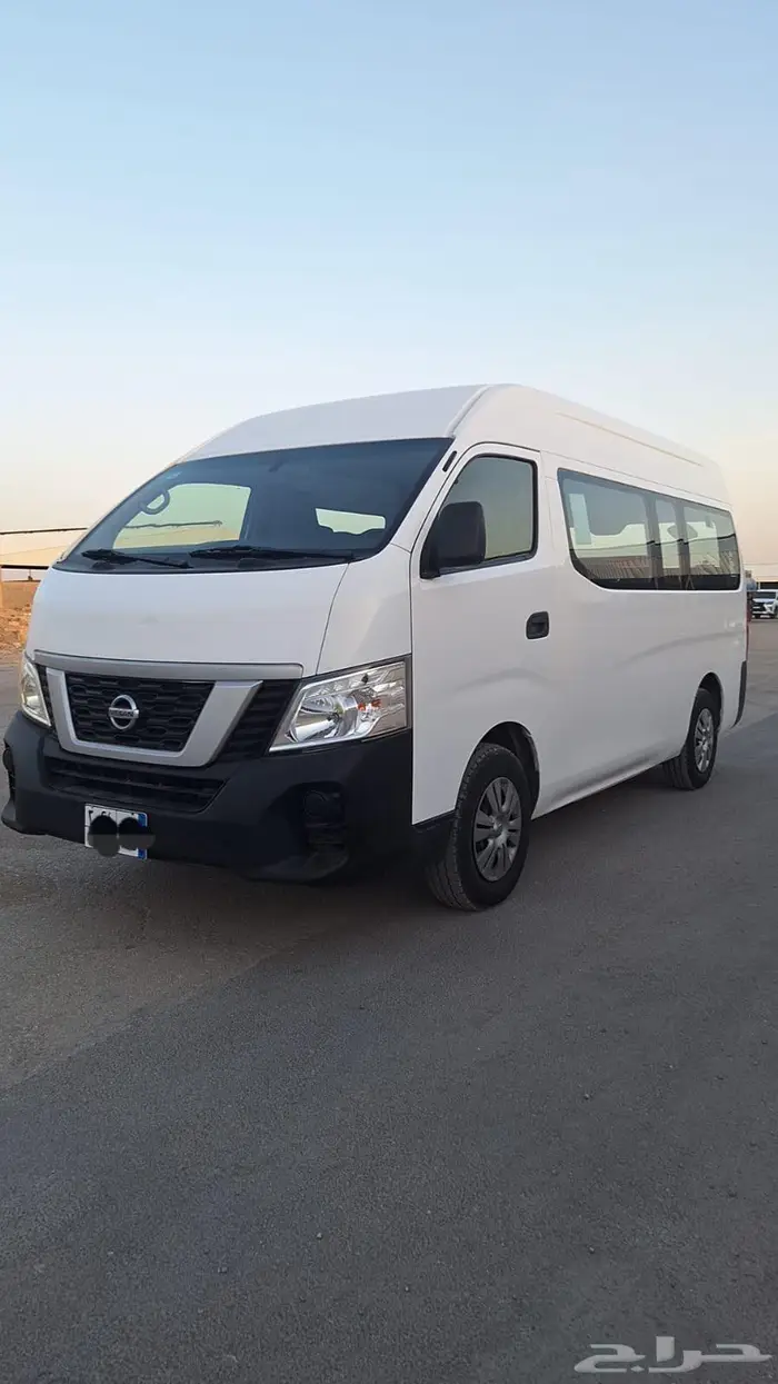للبيع باص نيسان ركاب 2020 ديزل نظيف 4
