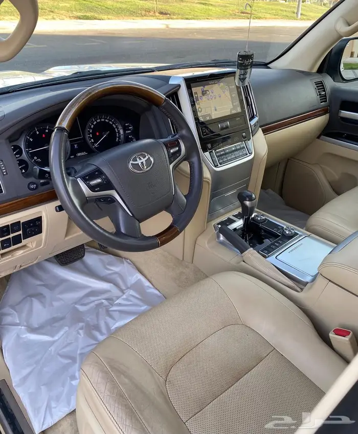 لاندكروزر VXR 2017 10