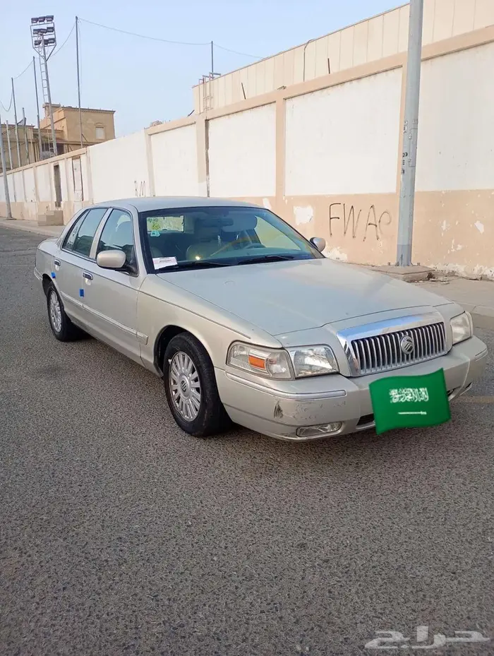 للبيع فورد ماركيز 2007 8