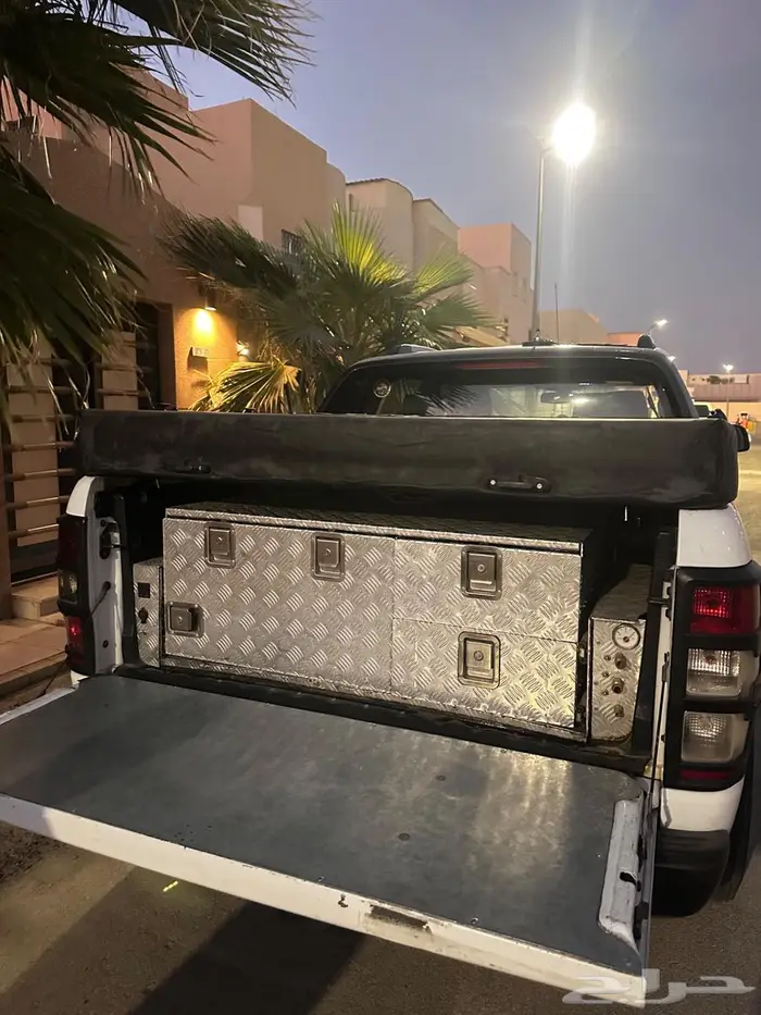 طبق رينجر فورد 4