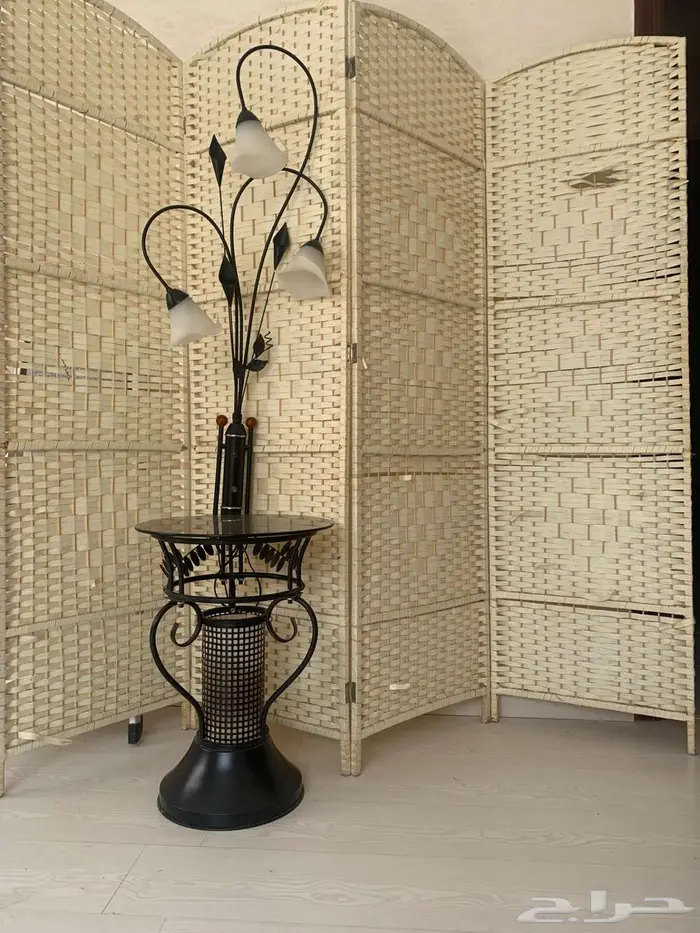 للبيع إضاءة ستاند بتصميم مودرن 1