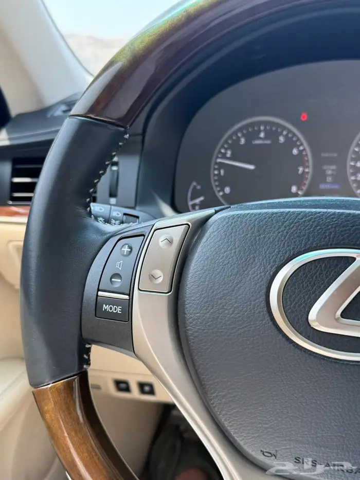لكزس es350 2014 cc وكالة شبة الجديد 9