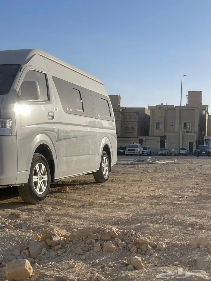 باص 13 راكب الاجار مع السائق 2