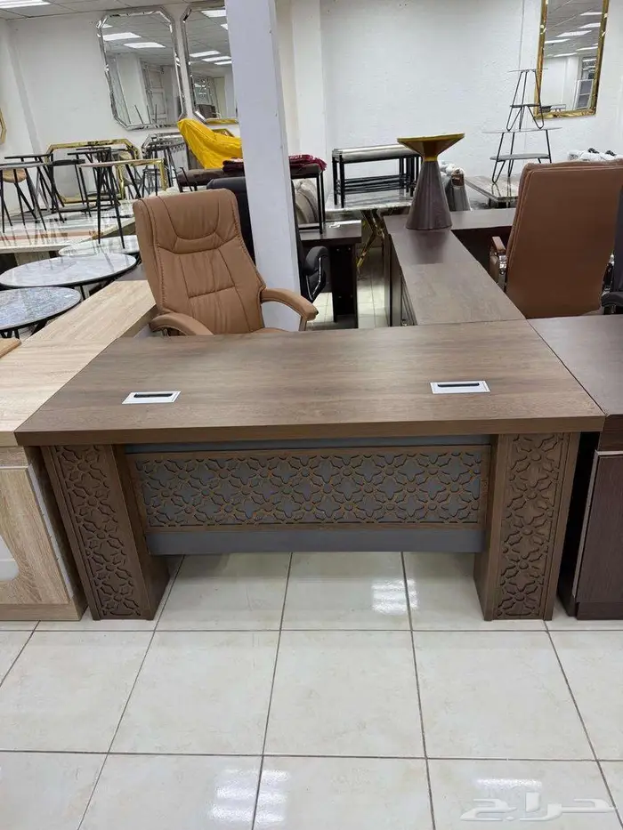 اثاث مكتبي جديد مكاتب ادارية خشب مودرن فخم مع كراسي ودولاب 10