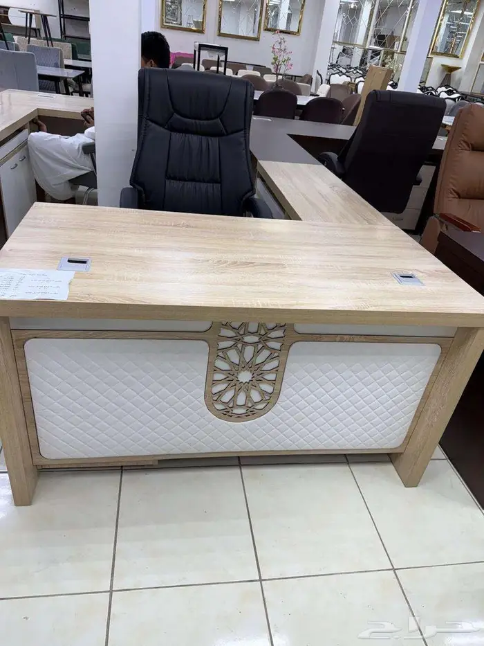 اثاث مكتبي جديد مكاتب ادارية خشب مودرن فخم مع كراسي ودولاب 11