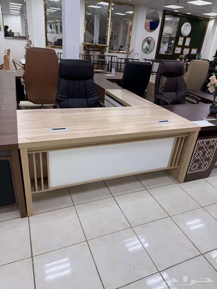 اثاث مكتبي جديد مكاتب ادارية خشب مودرن فخم مع كراسي ودولاب 13