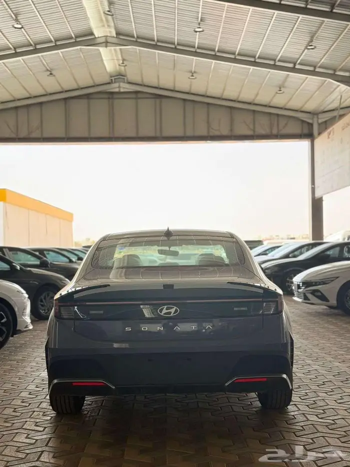 هيونداي سوناتا فليت 2025 بسعر 94600 شامل الضريبه 3