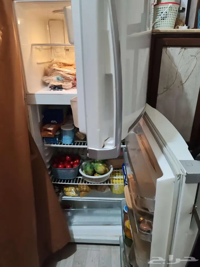 ثلاث ثلاجات 0