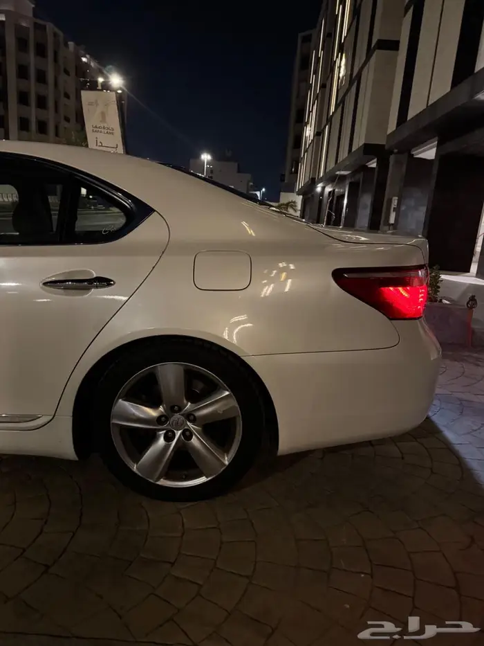لكزس LS 460L مميز اول مالك لوحه مميزه 5