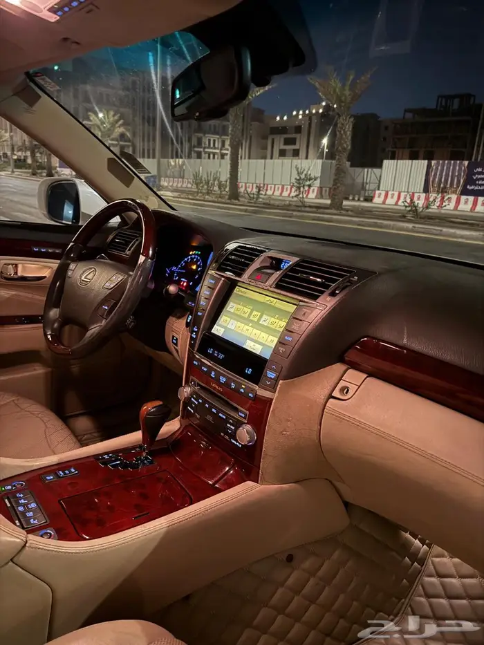 لكزس LS 460L مميز اول مالك لوحه مميزه 17