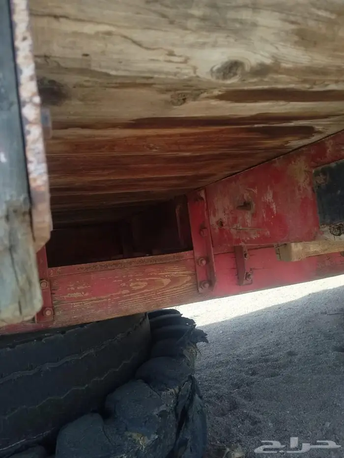 صندوق عايدي لوري خشب 4