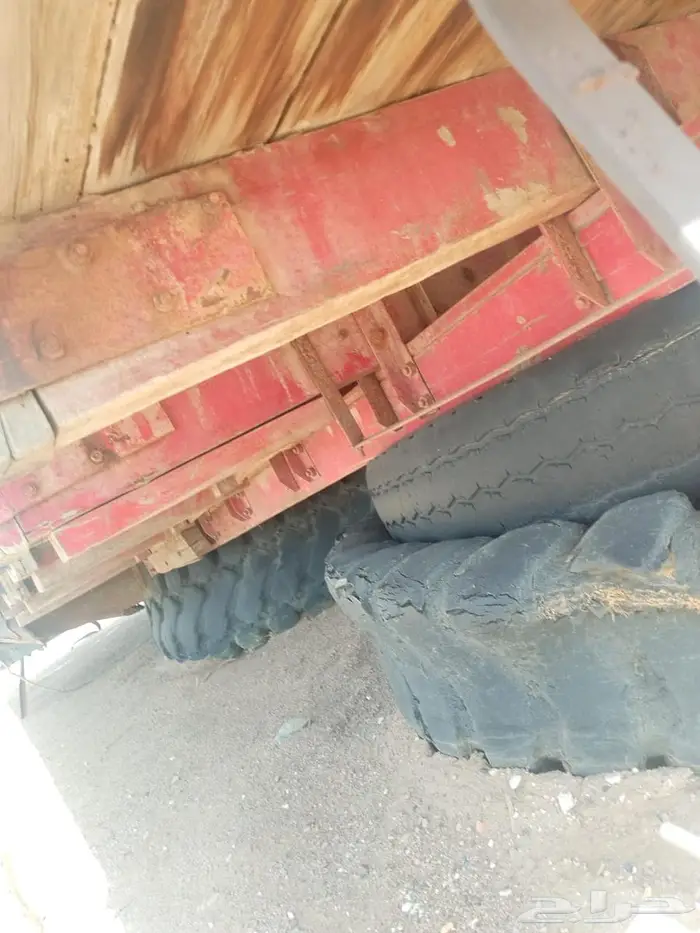 صندوق عايدي لوري خشب 3