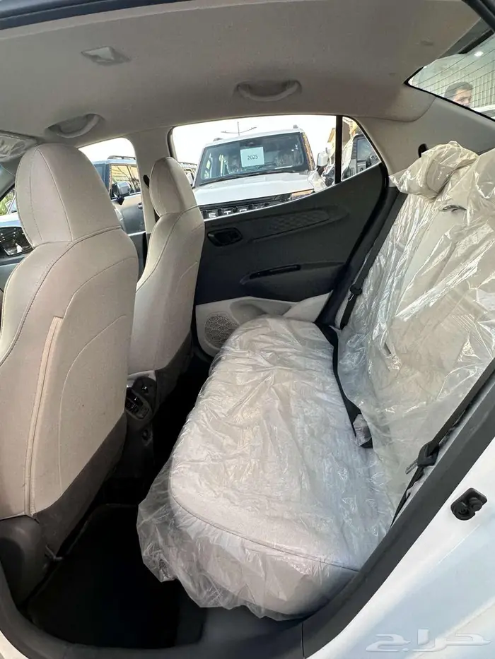 هيونداي جراند أي 10 12