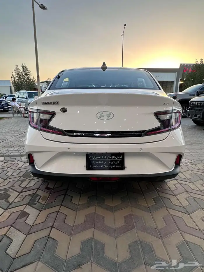 هيونداي جراند أي 10 17