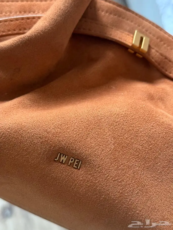 شنطة JW PEI الاصليه 3