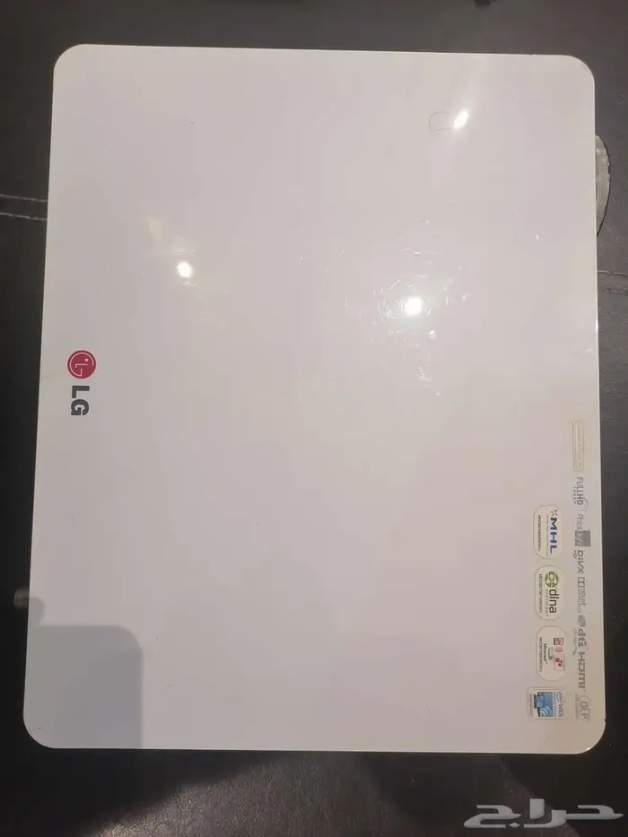 للبيع بروجكتر ال جي Full HD 5