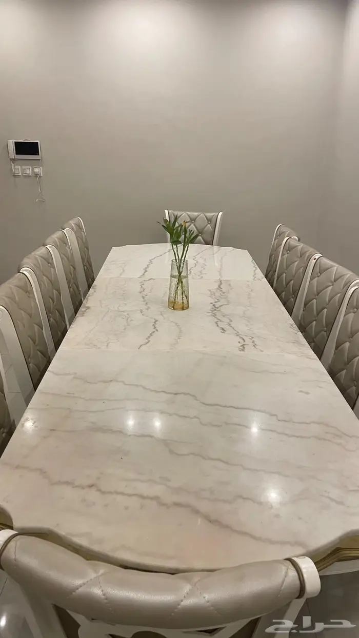 طاولة طعام و12كرسي بتصميم أنيق ماشالله 1
