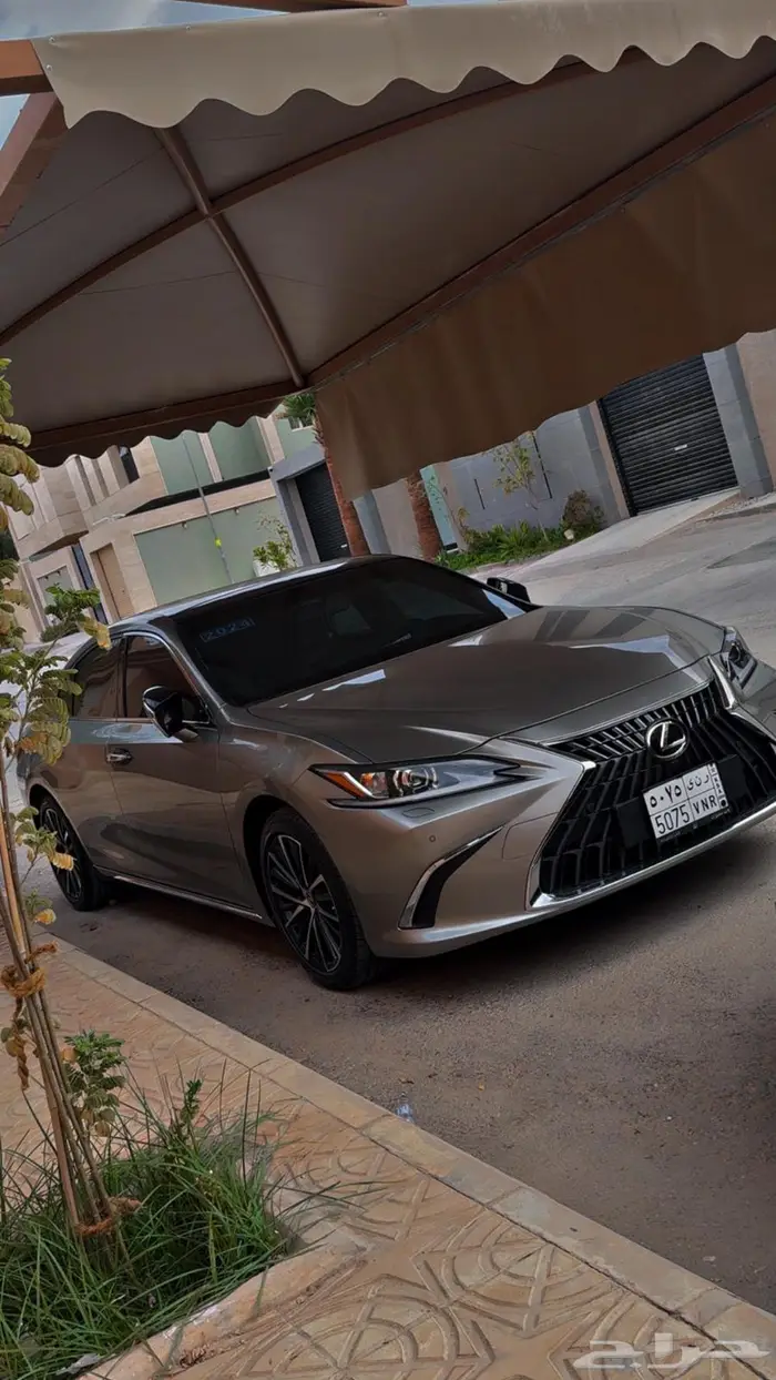 لكزس ES 350 0