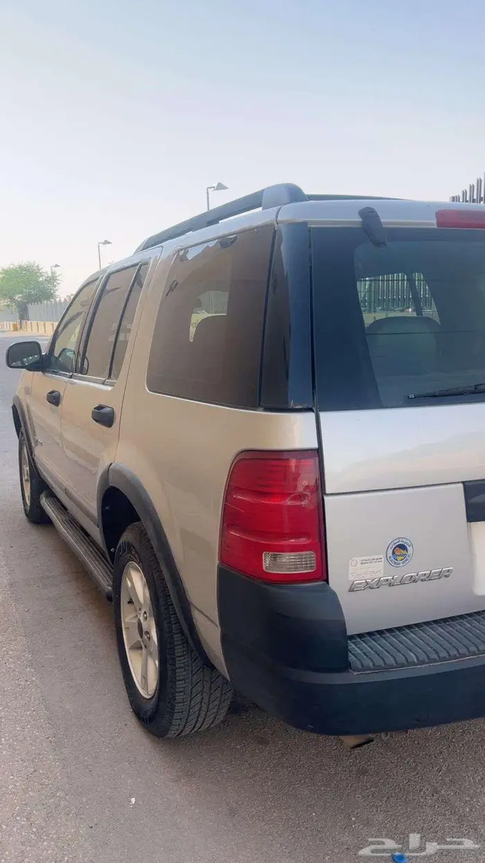 اكسبلور 2005 نظيف جدا 6