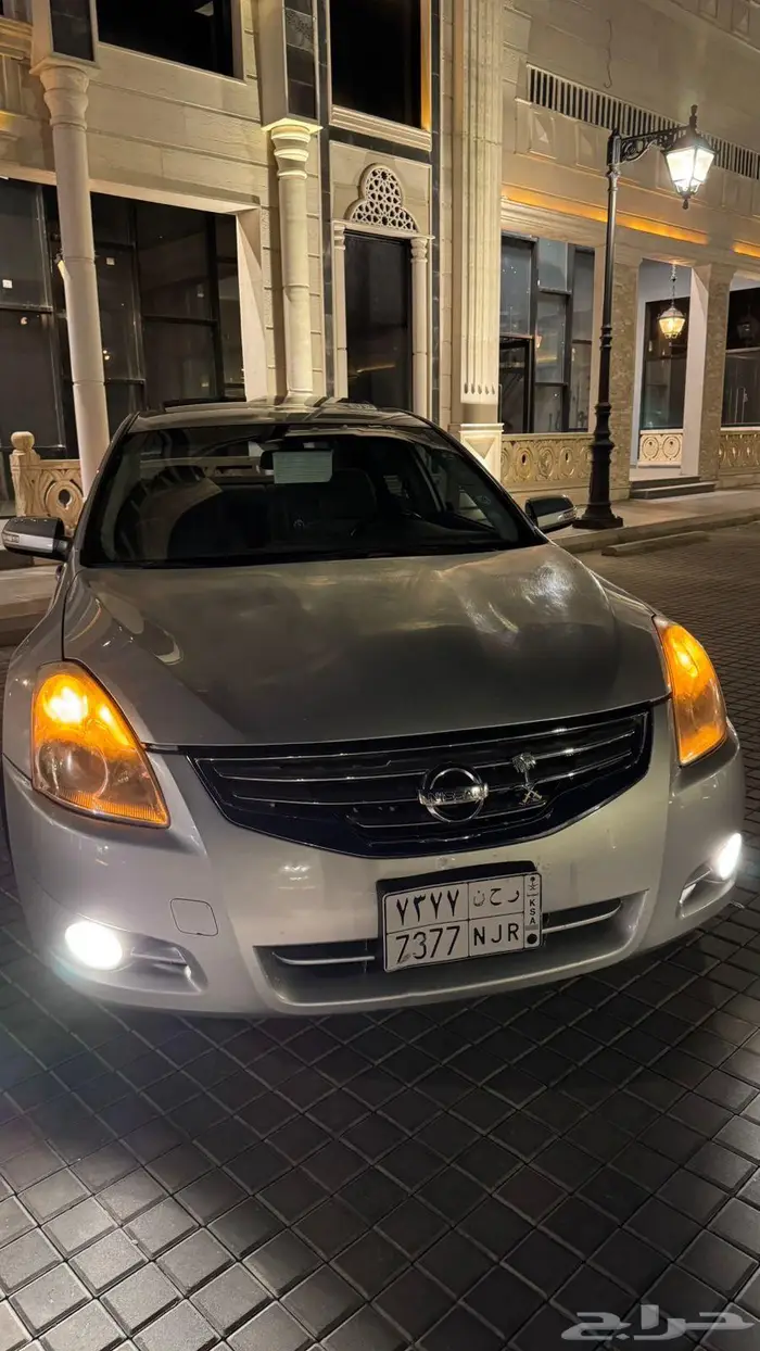 نيسان التيما 2010 SV 20