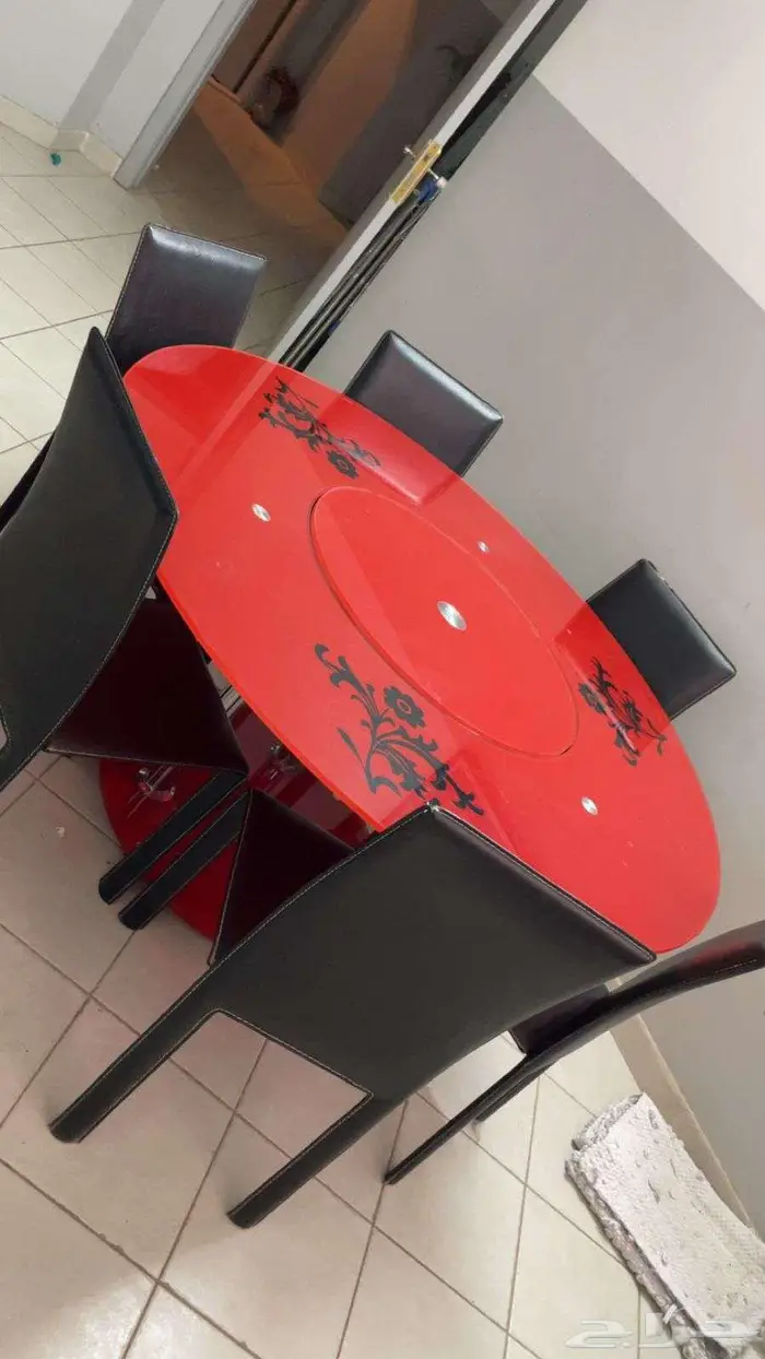 طاولة طعام مع كراسي 0