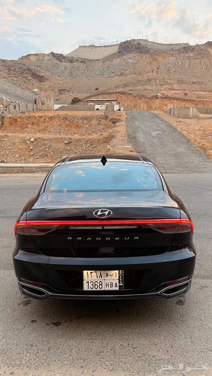 هونداي ازيرا 2020 ( بنزين) v6 فل كامل بانوراما 3