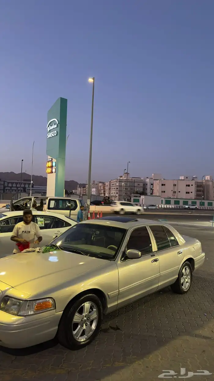 فورد فكتوريا 2007 4