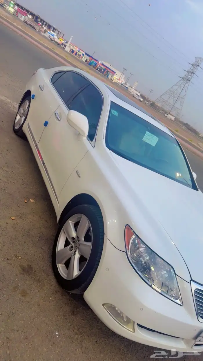 لكزز الفئة LS460L 3
