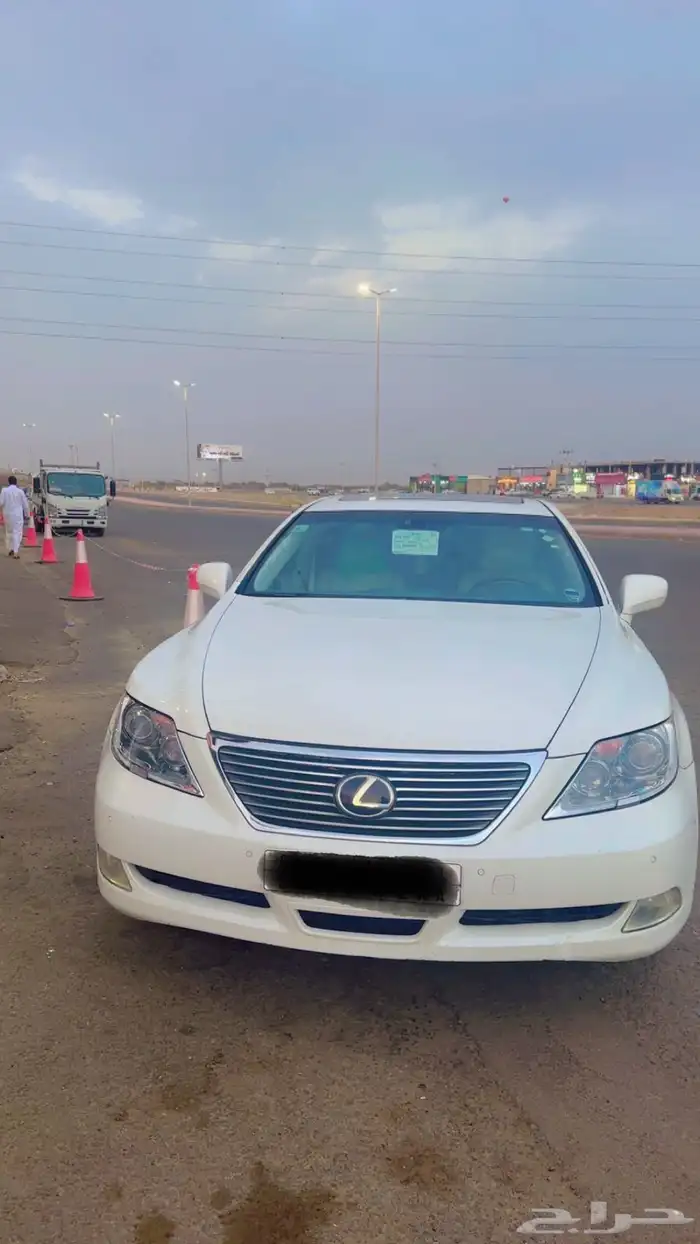 لكزز الفئة LS460L 0