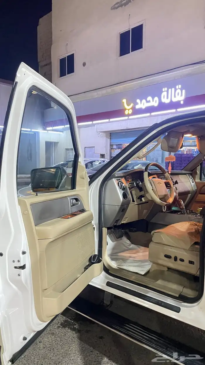 للبيع فورد اكسبيدشن 2010 فل كامل اول مالك كل شي وكاله 8