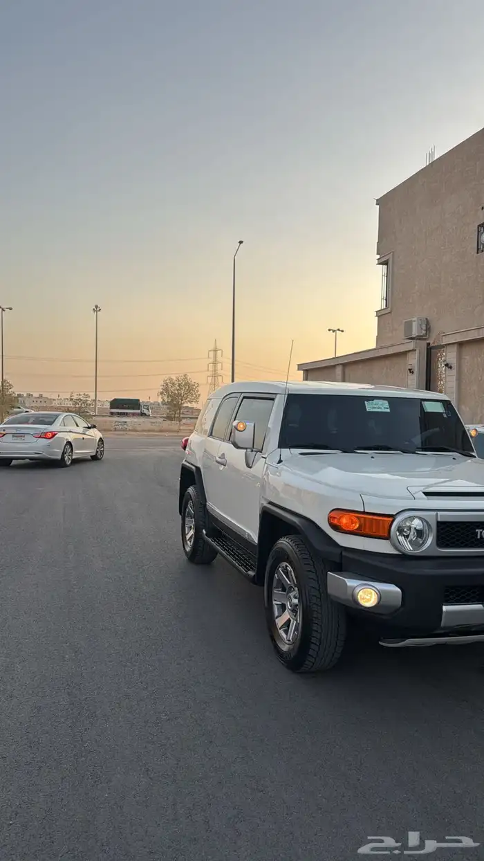 للبيع تويوتا افجي 2023 سعودي 3