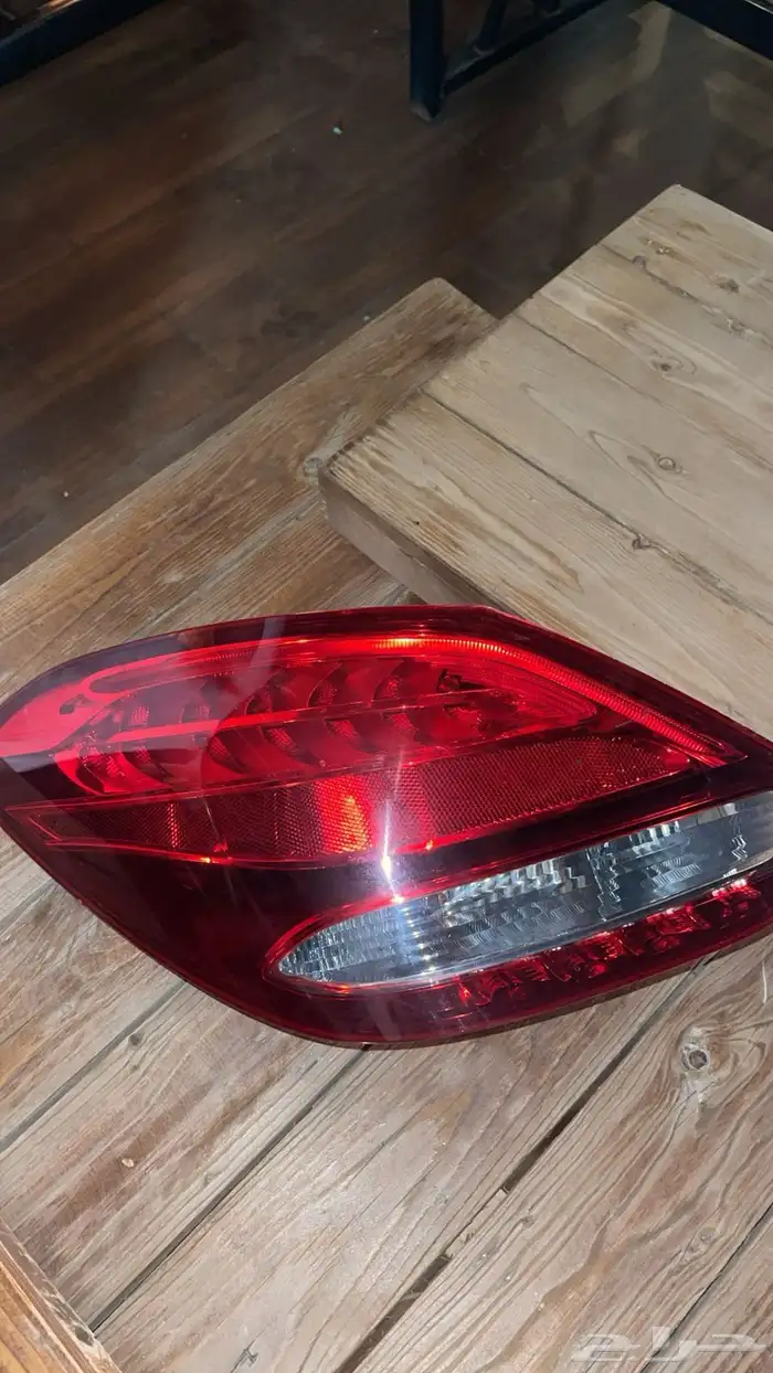 اسطبات مرسيدس  شمعات 3