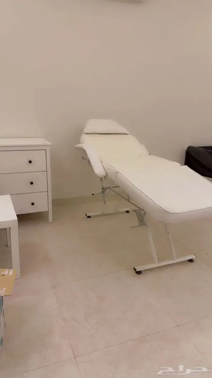 سرير مكياج نضيف لم يستخدم 0