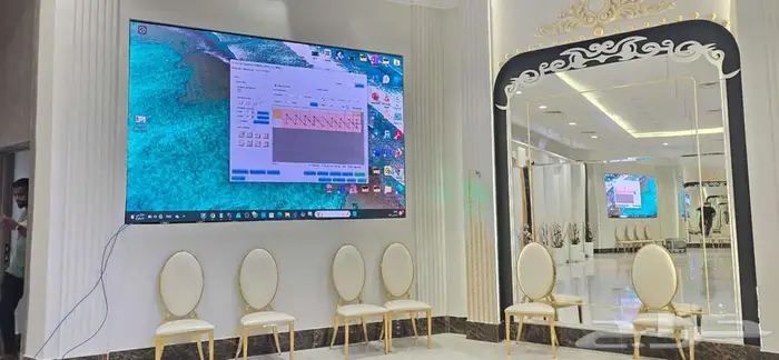 شاشات عرض LED ثابتة للمحلات والإعلانات   تركيب وضمان 1