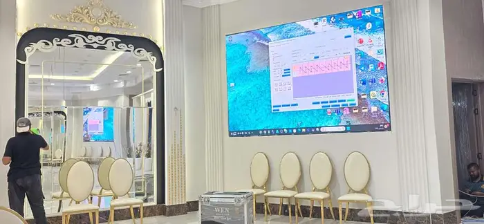 شاشات عرض LED ثابتة للمحلات والإعلانات   تركيب وضمان 12