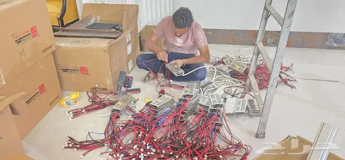 شاشات عرض LED ثابتة للمحلات والإعلانات   تركيب وضمان 15