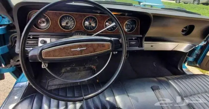 للبيع ثاندربيرد موديل 1968 Ford thunderbird 8
