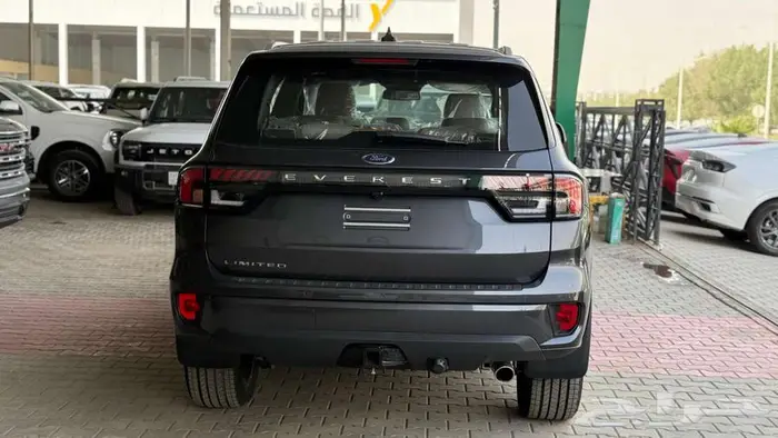فورد ايفرست ليمتيد فل كامل 2025 سعودي كاش وتمويل 6